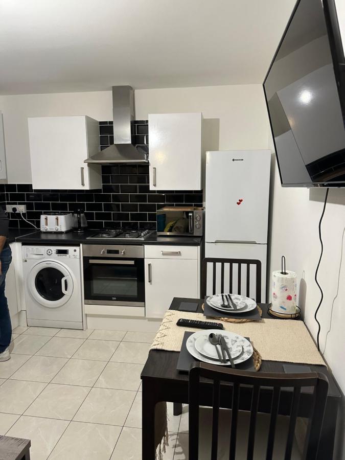 Beautiful Hoe Street Dream Ground Floor One Bedroom Apartment Londres Extérieur photo